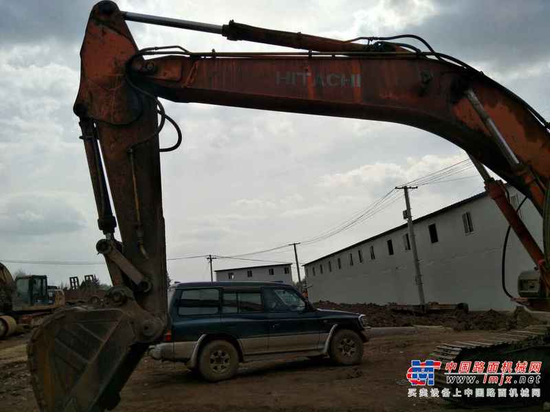 云南出售转让二手9560小时2009年日立ZX230挖掘机