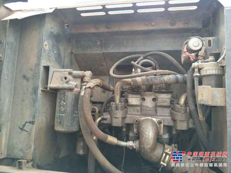 云南出售转让二手7862小时2010年日立ZX230挖掘机
