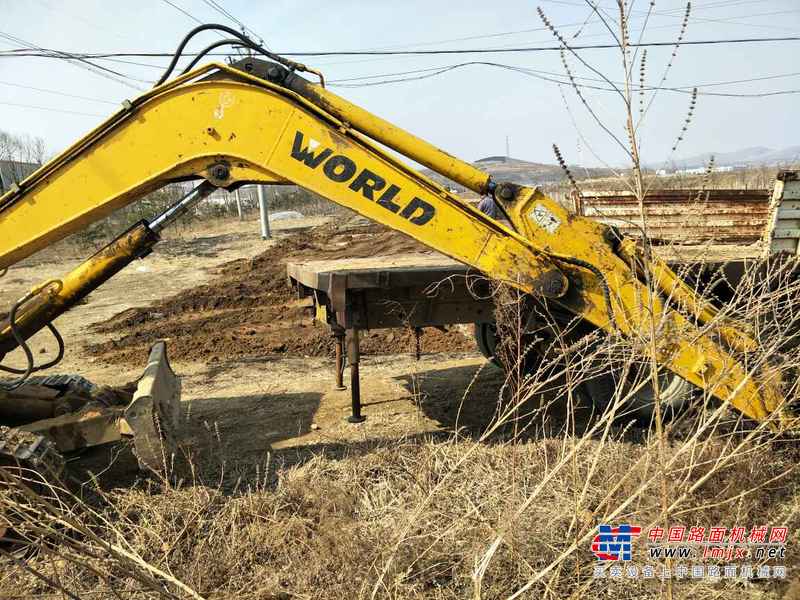 辽宁出售转让二手4000小时2012年沃得重工W260挖掘机