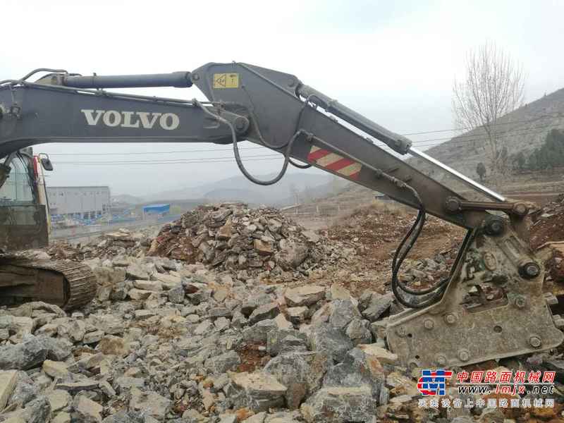山东出售转让二手9000小时2008年沃尔沃EC210BLC挖掘机
