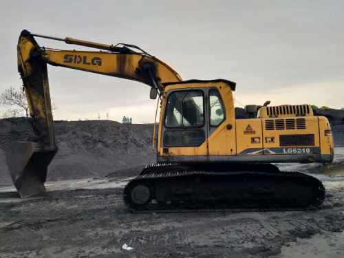 江西出售转让二手8000小时2010年临工LG6210挖掘机