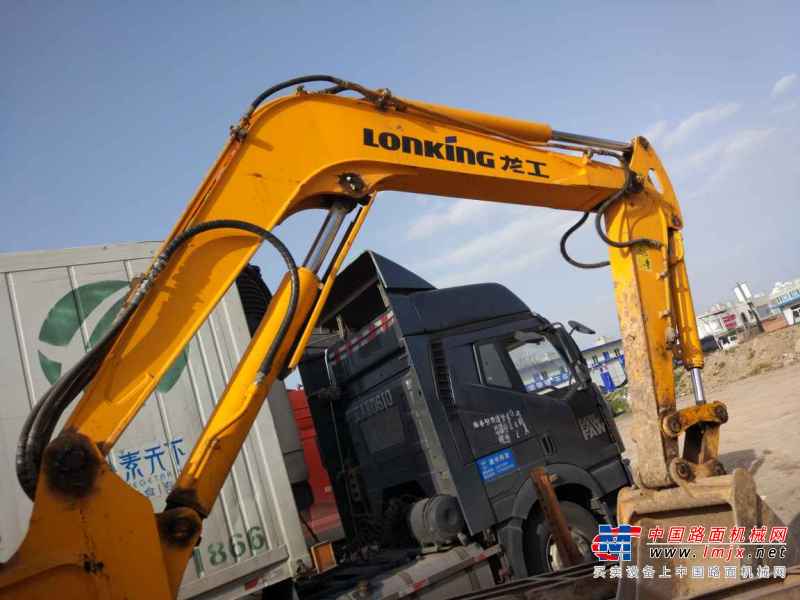 陕西出售转让二手4000小时2014年龙工LG6065挖掘机