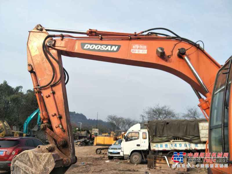 四川出售转让二手7500小时2010年斗山DH150LC挖掘机
