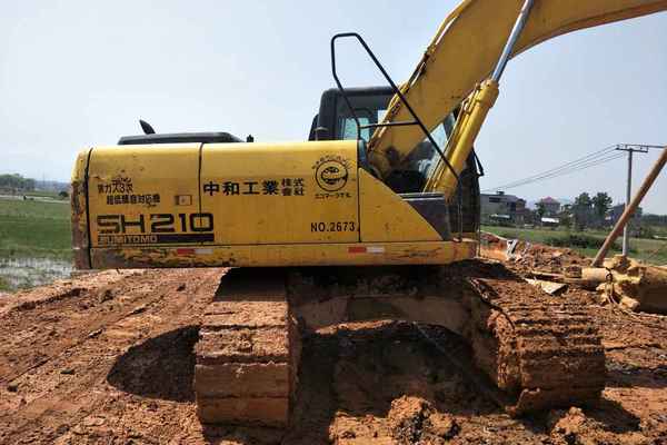江西出售转让二手9000小时2007年住友SH210挖掘机