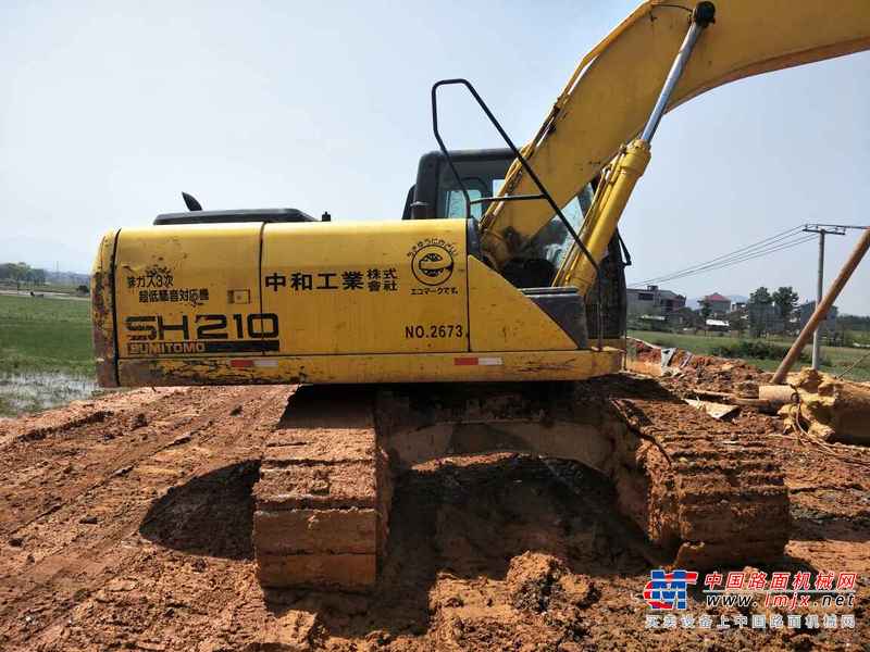江西出售转让二手9000小时2007年住友SH210挖掘机