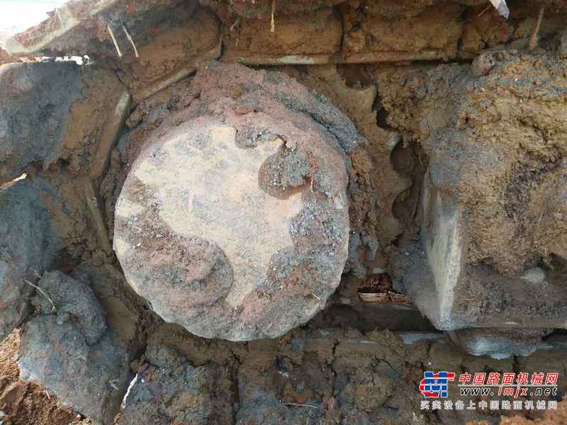 江西出售转让二手6000小时2013年卡特彼勒313D2挖掘机