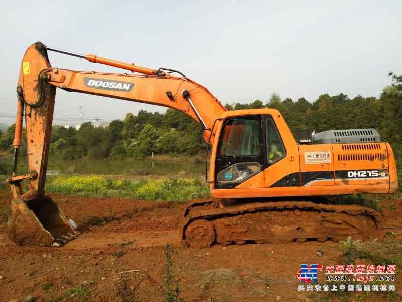 江西出售转让二手6100小时2011年斗山DH215挖掘机