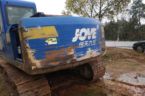 江西出售转让二手8900小时2011年恒天九五重工JV150挖掘机