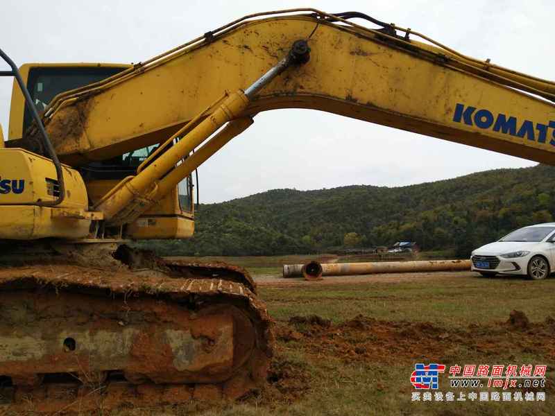 江西出售转让二手12000小时2007年小松PC220挖掘机