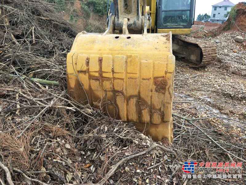 江西出售转让二手6500小时2011年住友SH210LC挖掘机
