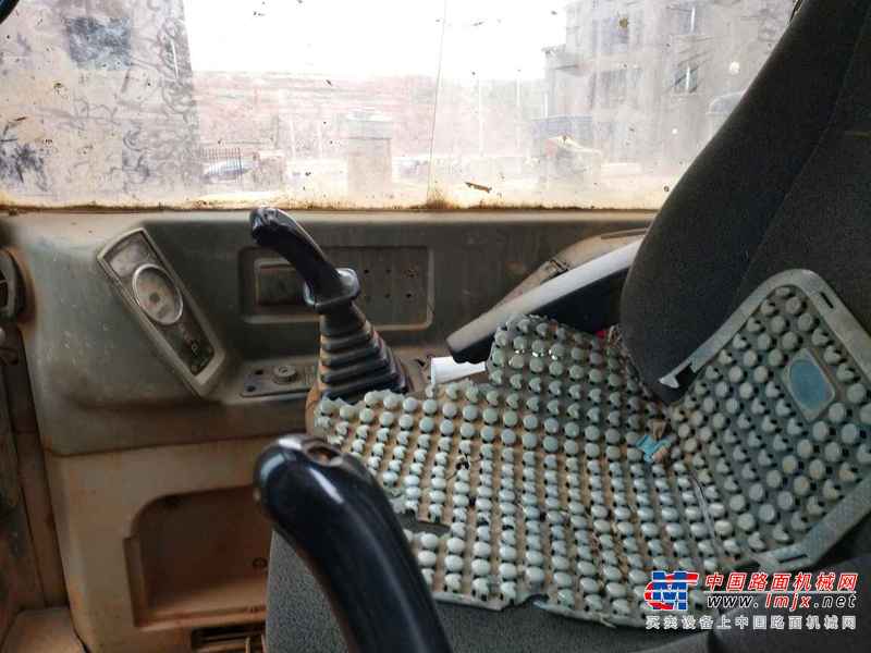 江西出售转让二手9000小时2009年现代R60挖掘机