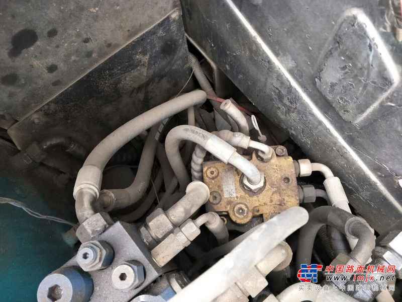 辽宁出售转让二手6000小时2011年福田雷沃FR65V8挖掘机