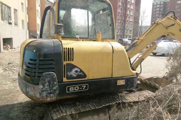 吉林出售转让二手7000小时2008年现代R60挖掘机