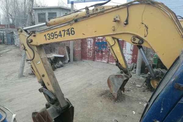 山东出售转让二手8900小时2009年柳工CLG906C挖掘机