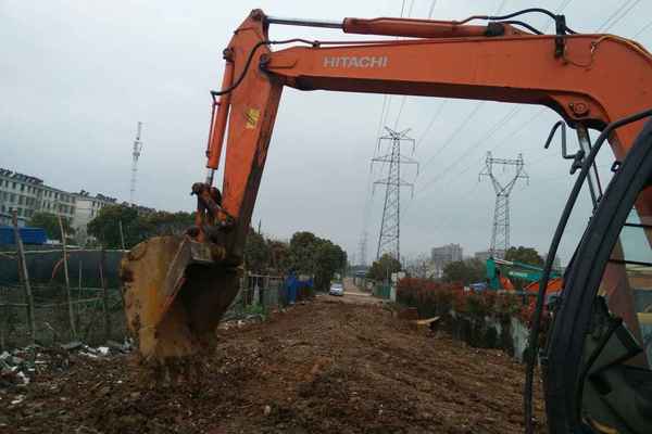 安徽出售转让二手4900小时2014年日立ZX70挖掘机