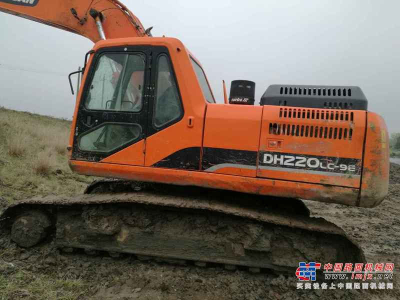 安徽出售转让二手9800小时2011年斗山DH220LC挖掘机