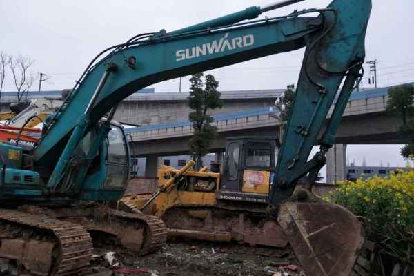 四川出售转让二手8542小时2010年山河智能SWE230LC挖掘机