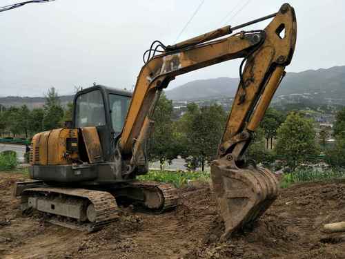 四川出售转让二手9000小时2011年柳工CLG906C挖掘机