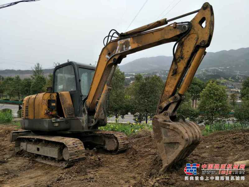 四川出售转让二手9000小时2011年柳工CLG906C挖掘机