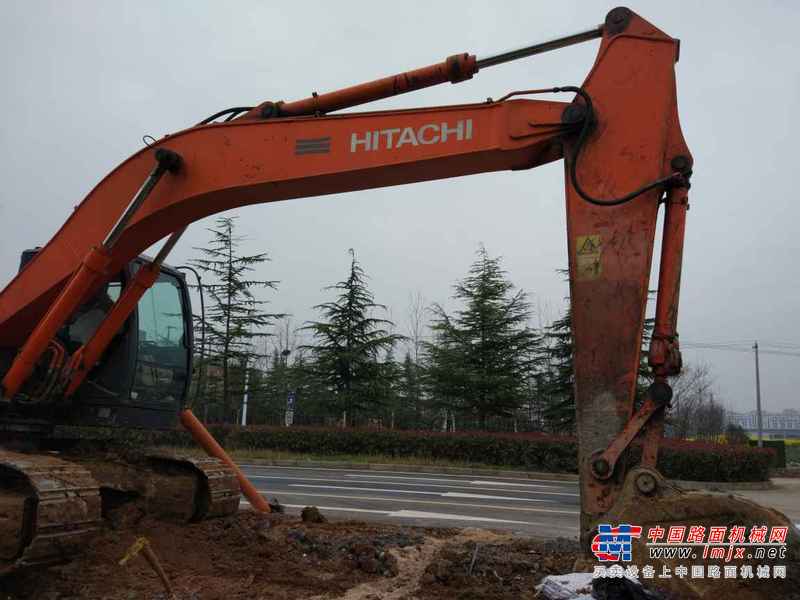 安徽出售转让二手8694小时2009年日立ZX200挖掘机