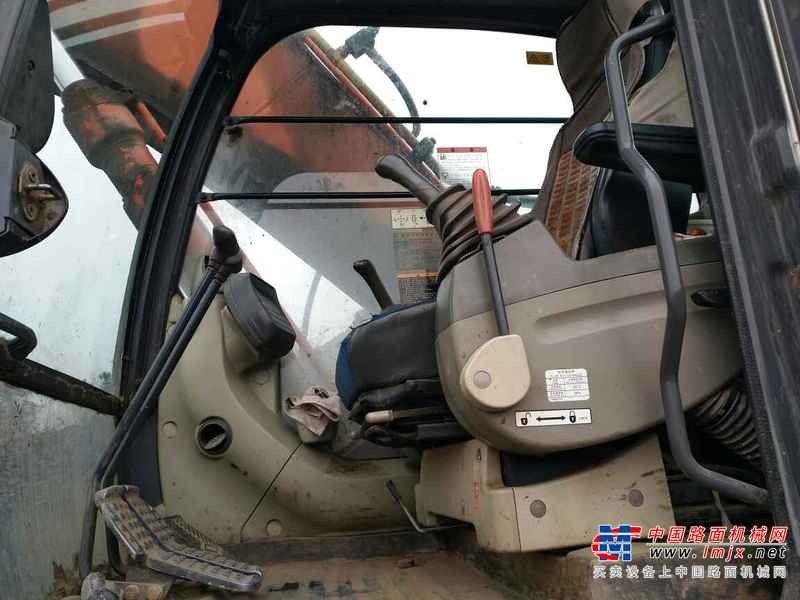 湖北出售转让二手10000小时2010年日立ZX210LC挖掘机