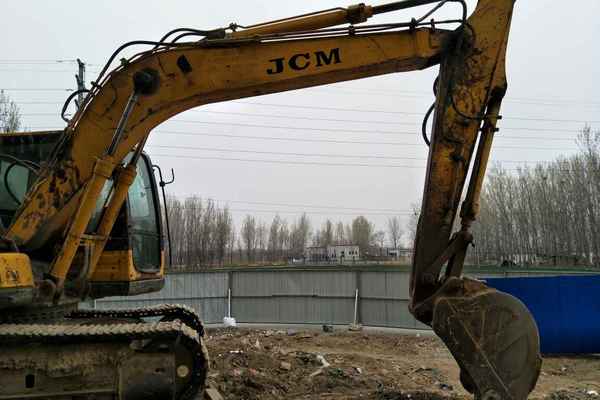 河南出售转让二手5600小时2011年山重建机JCM913D挖掘机