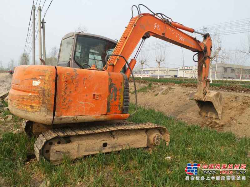 江苏出售转让二手8936小时2010年日立ZX70挖掘机