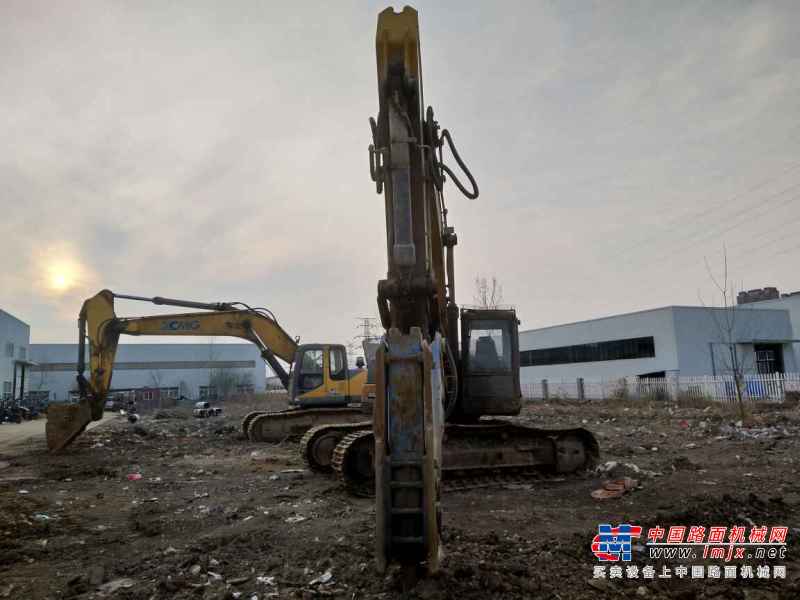 江苏出售转让二手15000小时2010年徐工XE370CA挖掘机