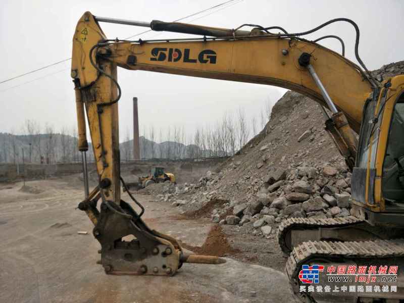 河南出售转让二手10000小时2010年临工LG6210挖掘机