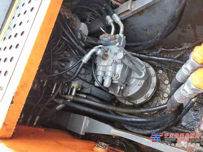 江西出售转让二手6500小时2011年日立ZX200挖掘机
