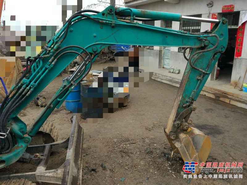 陕西出售转让二手3500小时2008年小松PC40MR挖掘机