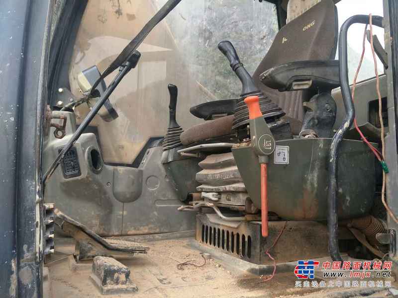 贵州出售转让二手11359小时2011年柳工920D挖掘机