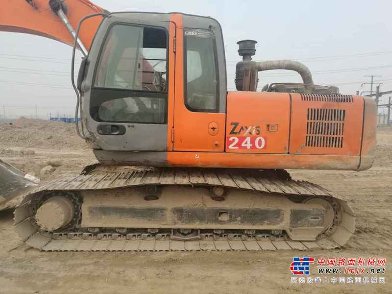 山东出售转让二手15000小时2006年日立ZX200挖掘机