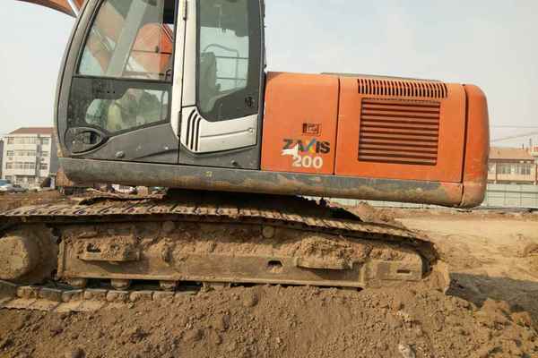 山东出售转让二手6000小时2010年日立ZX200挖掘机