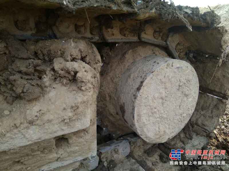 山东出售转让二手4000小时2005年住友SH200A3挖掘机