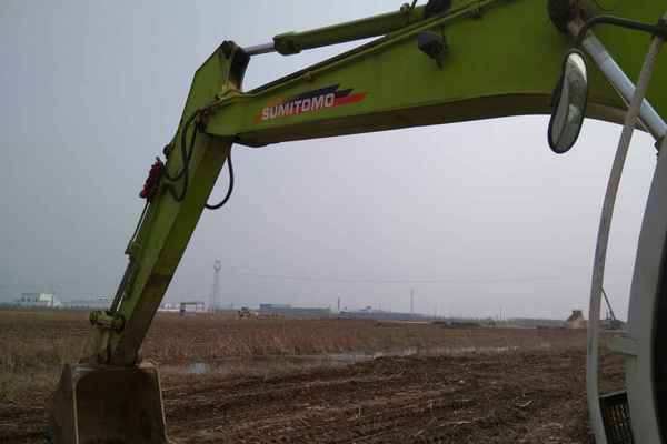 山东出售转让二手4000小时2005年住友SH200A3挖掘机