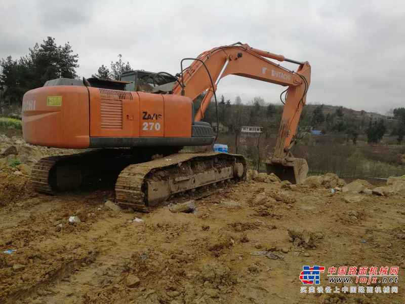 贵州出售转让二手8950小时2009年日立ZX270挖掘机