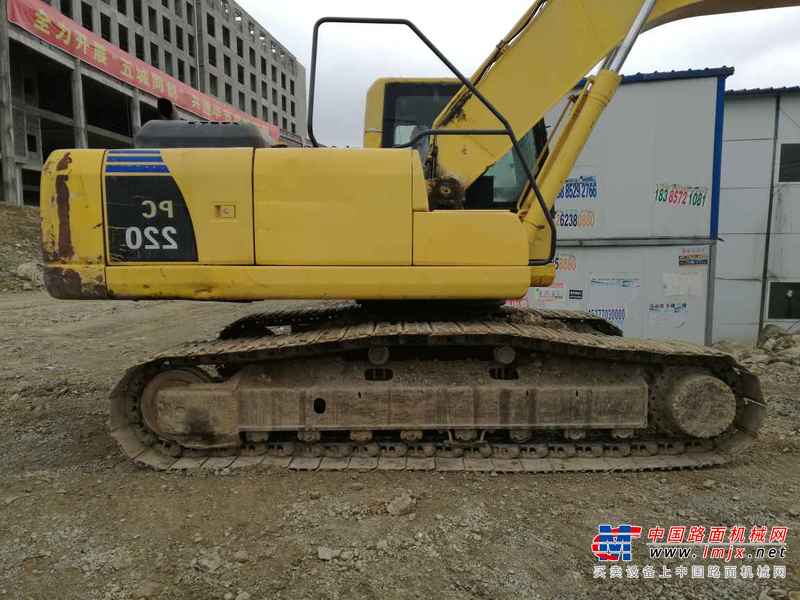 贵州出售转让二手8560小时2012年小松PC220挖掘机