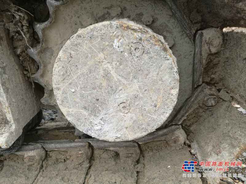 贵州出售转让二手9000小时2010年斗山DH60挖掘机