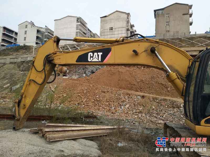 河南出售转让二手4750小时2007年卡特彼勒320D挖掘机