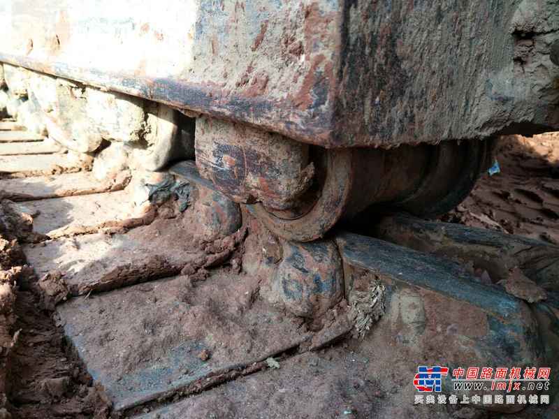 江西出售转让二手7500小时2011年小松PC210LC挖掘机