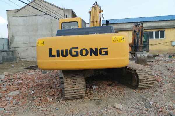 安徽出售转让二手10854小时2009年柳工CLG225挖掘机