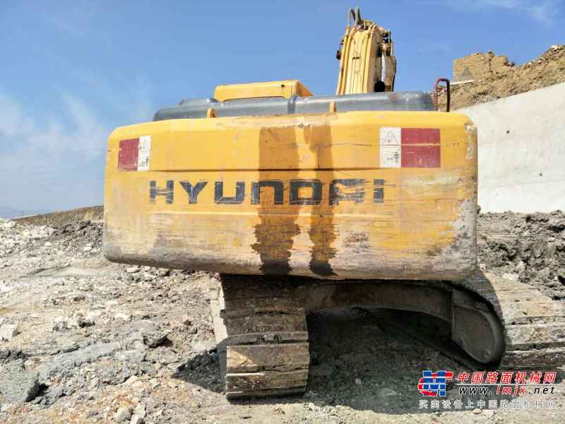 云南出售转让二手8900小时2008年现代R215挖掘机