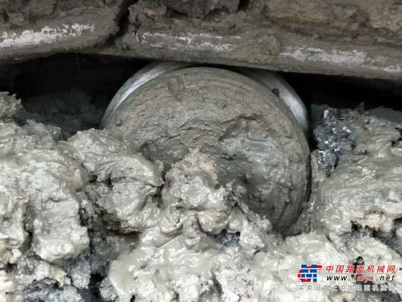 江西出售转让二手1400小时2007年小松PC200挖掘机
