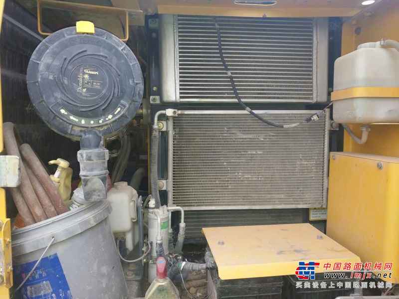 甘肃出售转让二手700小时2014年JCBJS8056挖掘机