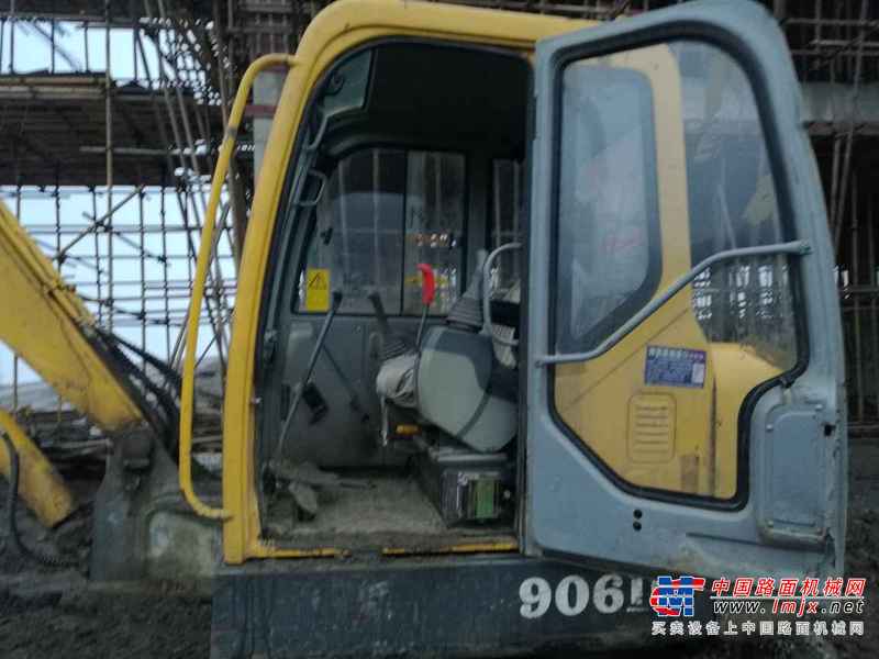 贵州出售转让二手3600小时2015年山重建机JCM906D挖掘机