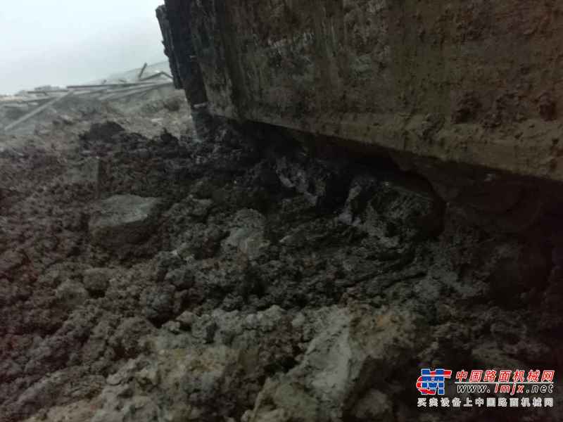 贵州出售转让二手3600小时2015年山重建机JCM906D挖掘机