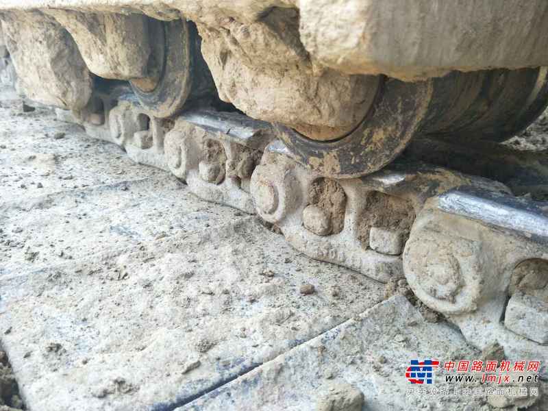 河南出售转让二手18000小时2003年现代R220LC挖掘机