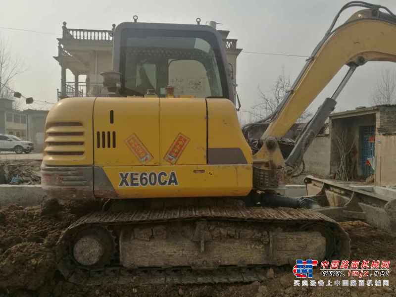 安徽出售转让二手3000小时2014年徐工XE60CA挖掘机