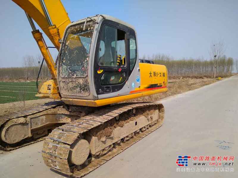 山东出售转让二手15000小时2003年住友SH200A3挖掘机